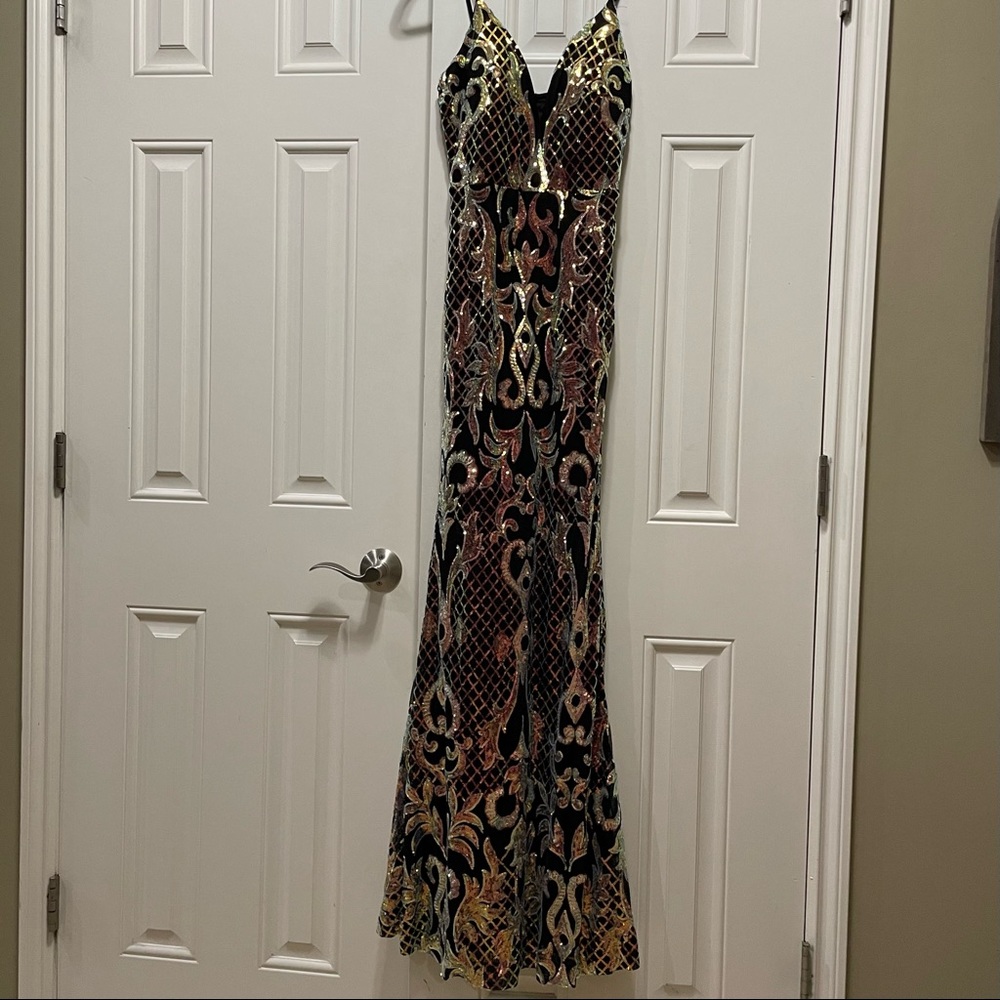 Windsor | black | multicolored sequin | maxi dress | size 6